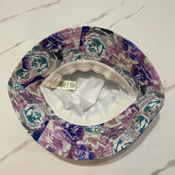 FREE PEOPLE Bucket Hat Digital Blooms - Picture 7 of 9